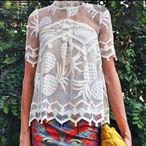 *rare* NWT Anthropologie HD in Paris Pineapple Blouse